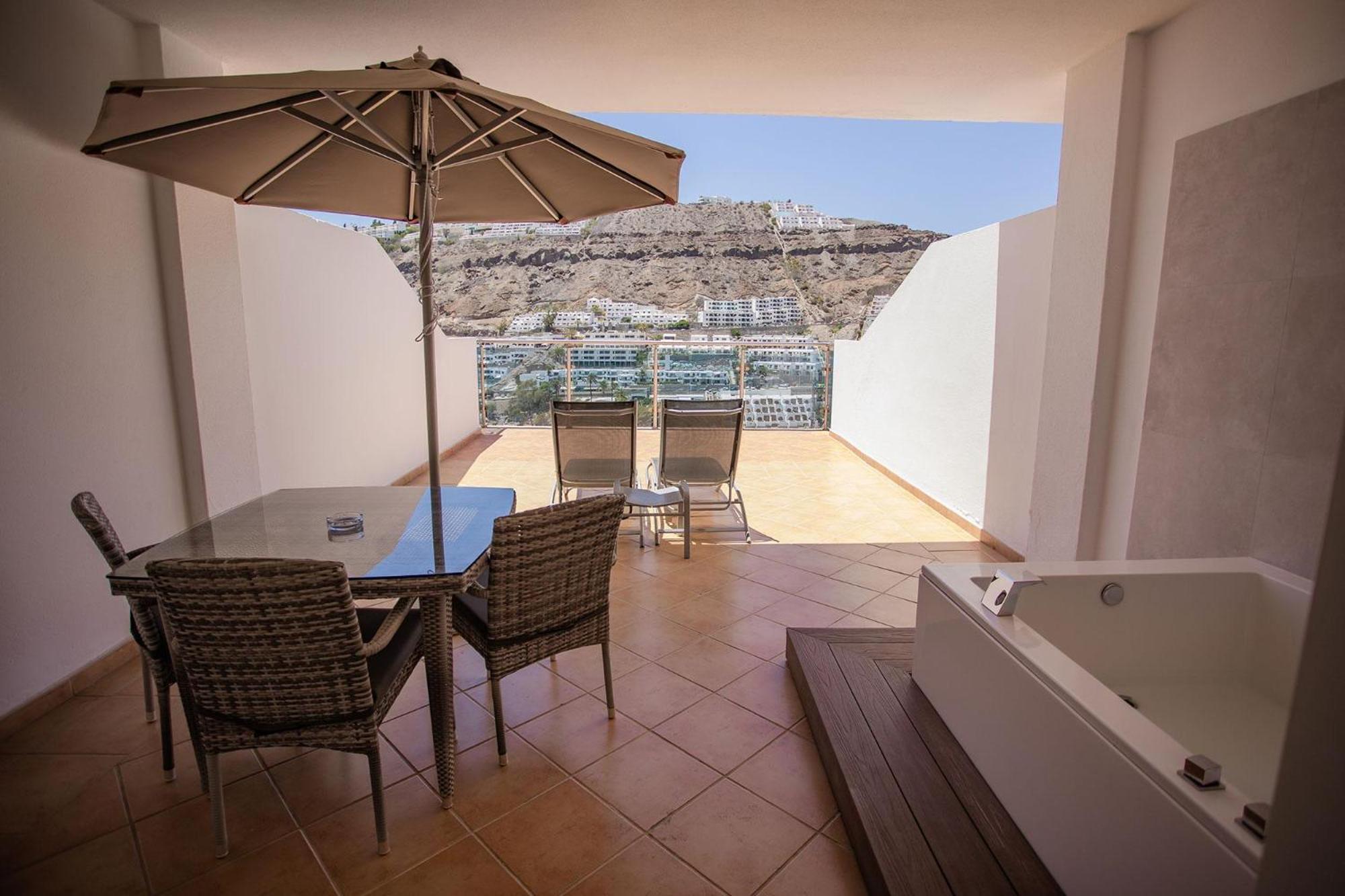 Servatur Casablanca Suites & Spa - Adults Only Пуерто Рико Екстериор снимка